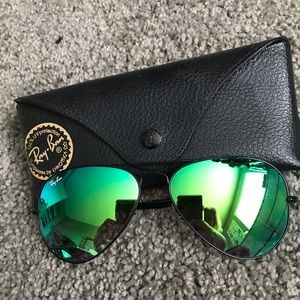 Ray-Ban Mirrored Aviators 58mm
